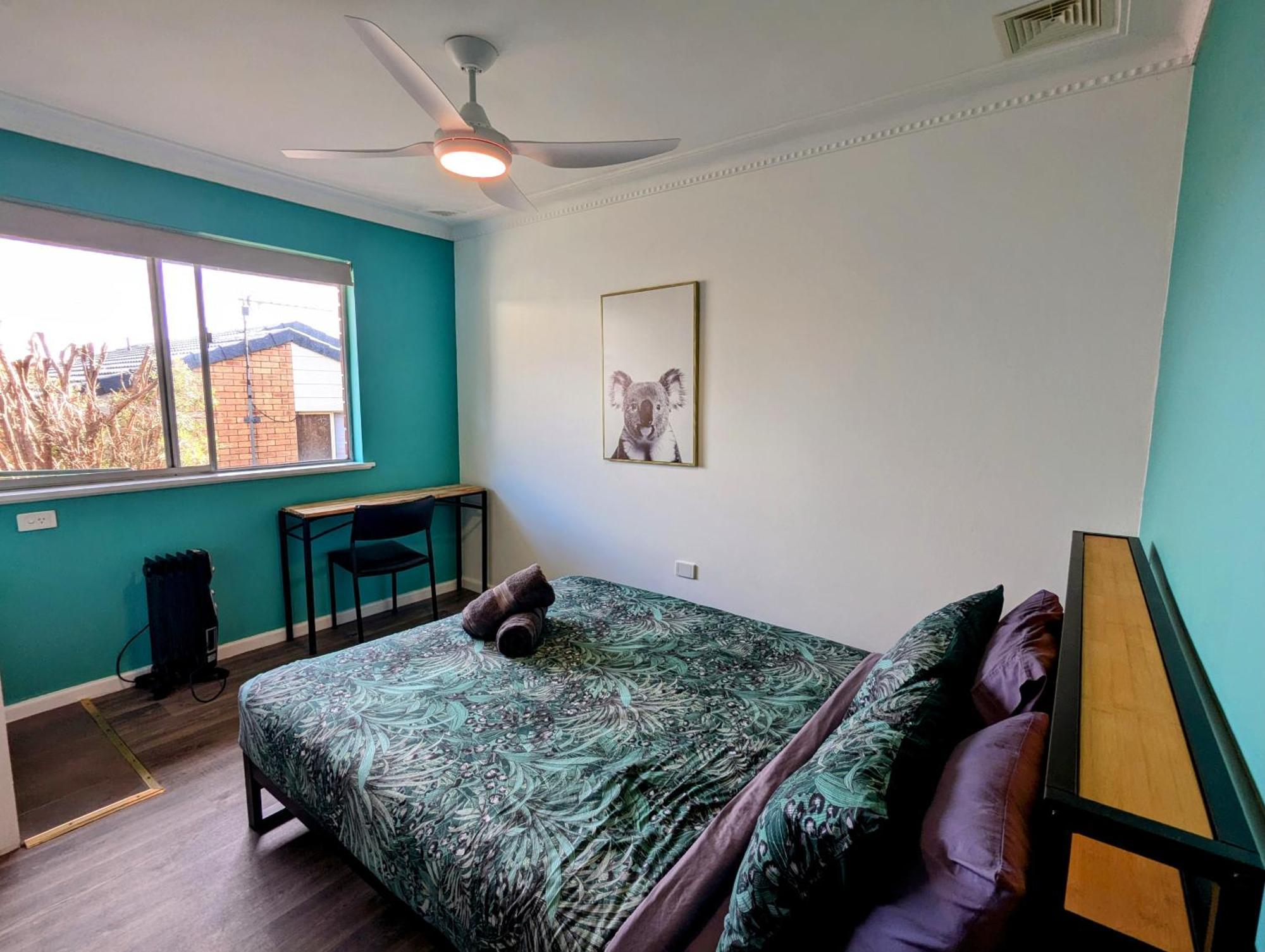 Ozzie Pozzie Backpackers Hostel พอร์ตแมคควอรี ภายนอก รูปภาพ