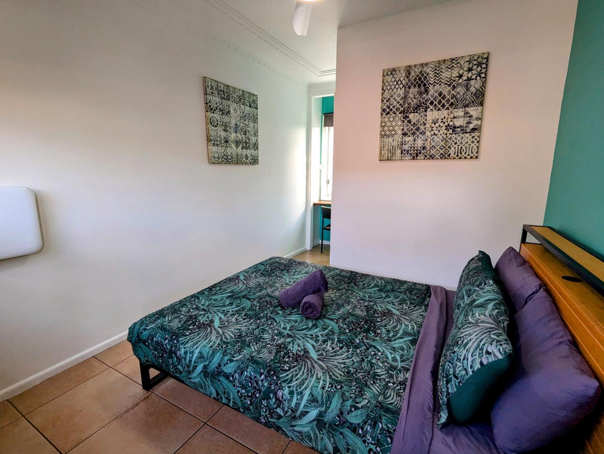 Ozzie Pozzie Backpackers Hostel พอร์ตแมคควอรี ภายนอก รูปภาพ