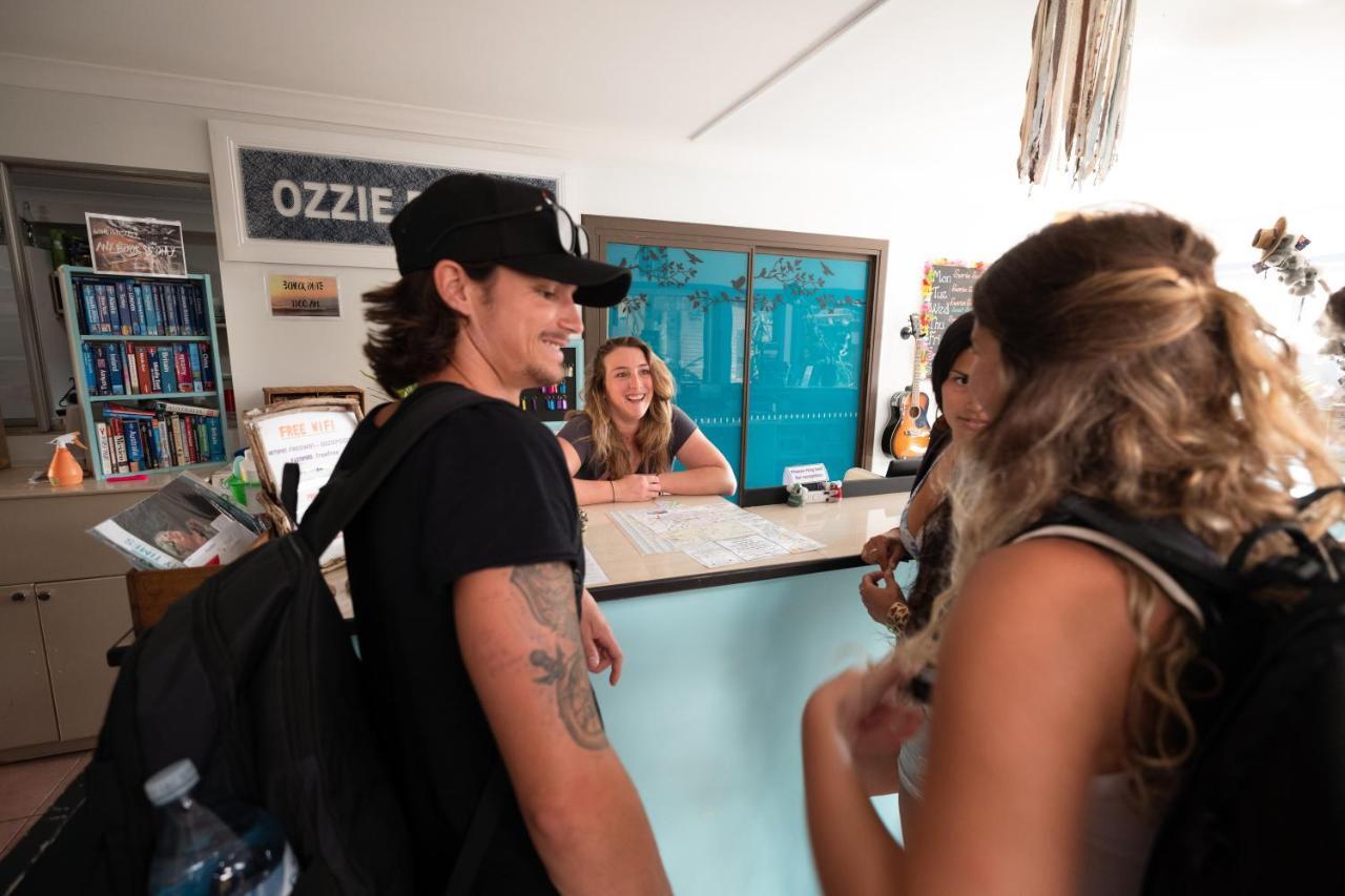 Ozzie Pozzie Backpackers Hostel พอร์ตแมคควอรี ภายนอก รูปภาพ