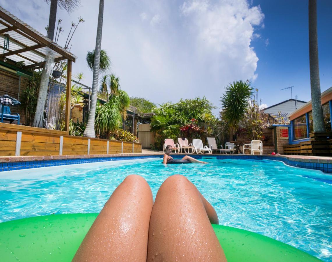 Ozzie Pozzie Backpackers Hostel พอร์ตแมคควอรี ภายนอก รูปภาพ